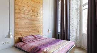 Гостиница Simple Hostel Nevsky Санкт-Петербург Улучшенный двухместный номер с 1 кроватью-5